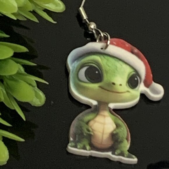 Turtle Earring, Santa Earring, Christmas Earring, Gift Idea, Turtle Jewelry - Picture 1 of 4
